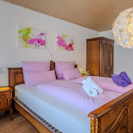 Appartamento Zell 14 Pers | Sauna | Hunde Erlaubt | Bbq | Massage Biberach an der Riß