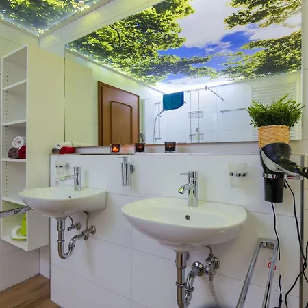 Zell 14 Pers | Sauna | Hunde Erlaubt | Bbq | Massage